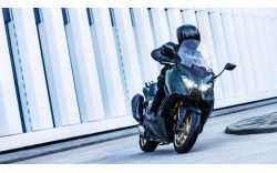 YAMAHA TMAX Tech Max 2022