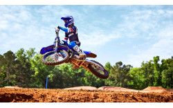 YAMAHA Moto cross YZ250 2023