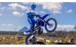 YAMAHA Moto enduro WR450F 2023