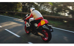 YAMAHA Moto Sport Héritage XSR900 GP - 2024