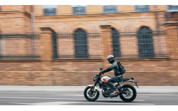 YAMAHA Moto custom XSR125 2024