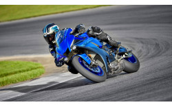 YAMAHA Moto sportive R1 2024