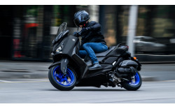 YAMAHA Scooter XMAX 125 2024