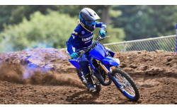 YAMAHA Moto cross YZ85 2024
