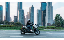 YAMAHA Scooter XMAX 125 Tech MAX+ 2025