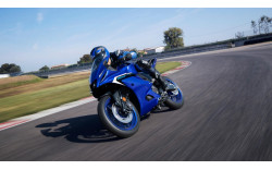 YAMAHA Moto sportive R125 2025