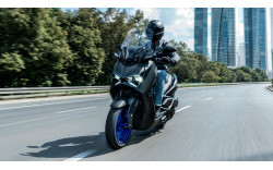 YAMAHA Scooter XMAX 300 2025