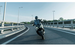 YAMAHA Scooter XMAX 300 Tech MAX 2025