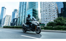YAMAHA Scooter TMAX Tech Max 2025