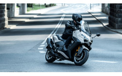 YAMAHA Scooter TMAX Tech Max 2025