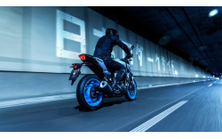 YAMAHA Moto roadster MT-03 2025