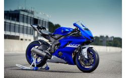 YAMAHA Moto sportive R6 RACE 2021