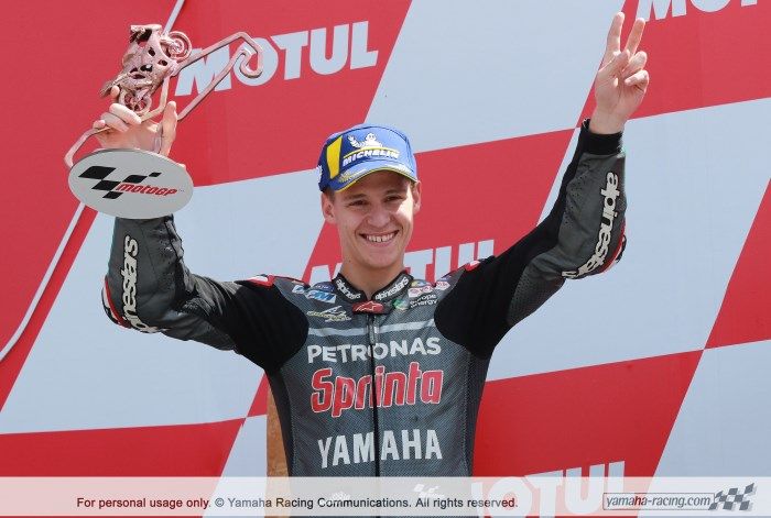 Fabio Quartararo (YAMAHA) célèbre son podium au GP moto 2019 des Pays-Bas au cours duquel il signe de nombreux records