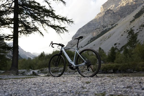 Tige de selle réglable du vélo électrique Yamaha Moro 07 2022 Velo electrique Yamaha Wabash RT 2022 Tige selle reglable