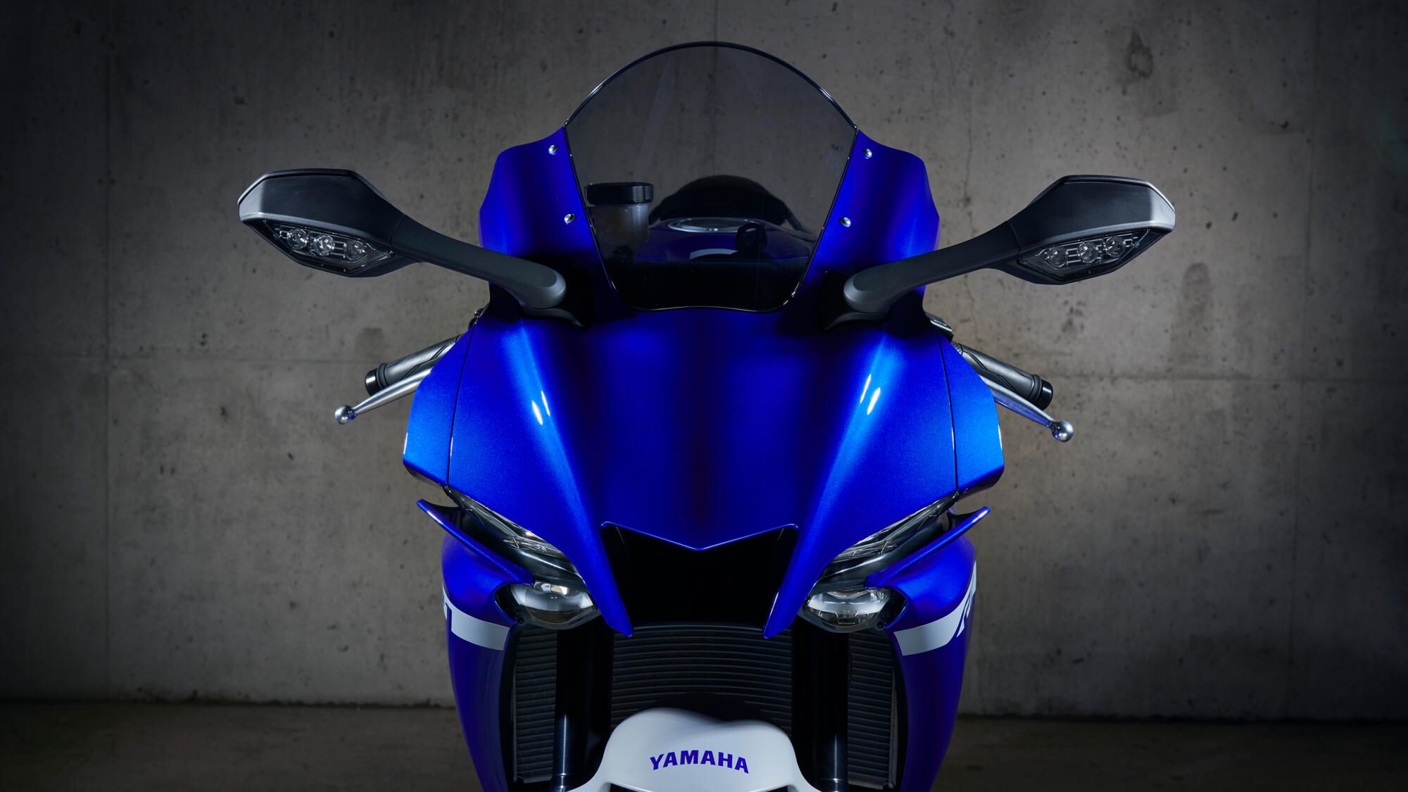 yamaha R1 2021 phare