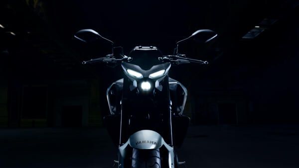 Yamaha MT-03 2022 phares