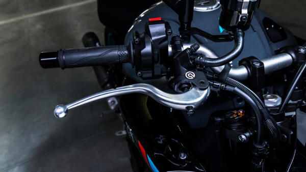 Yamaha MT-10 2022 freins