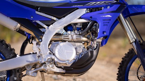 Cadre en aluminium de la Moto cross Yamaha WR450F 2023 Moto cross Yamaha WR450F 2023 Cadre en aluminium