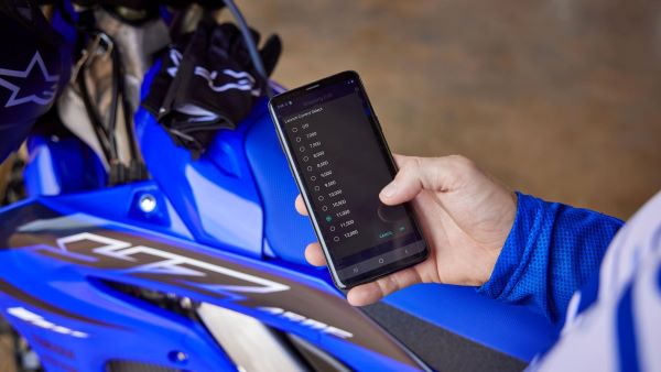 Application Power Tuner pour la moto cross Yamaha YZ450F 2023 Moto cross Yamaha YZ450F 2023 Application Power Tuner
