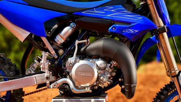 Moto cross Yamaha 65 YZ 2023 moteur puissant 65cc