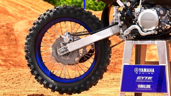 Moto cross Yamaha 85 YZ 2023 Bras oscillant aluminium