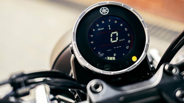 Compteur LCD rond de la Yamaha Custom XSR 125 2023 Yamaha Custom XSR 125 2023 Compteur LCD