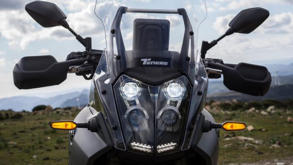 Éclairage LED et prise USB de la Yamaha Tenere 700 Explore Edition 2023 Yamaha Tenere 700 Explore Edition 2023 Eclairage LED prise USB