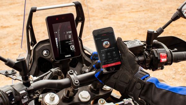 Compteur TFT 5 pouces connecté de la Yamaha Tenere 700 World Raid 2023 Yamaha Tenere 700 World Raid 2023 Compteur TFT 5 pouces connecte