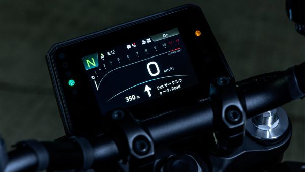Le nouvel écran TFT de la Yamaha MT-09 Y-AMT 2024 Yamaha MT-09 Y-AMT 2024 Ecran