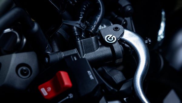 Maître-cylindre radial Brembo de la Yamaha MT-09 Y-AMT 2024 Yamaha MT-09 Y-AMT 2024 Maître-cylindre