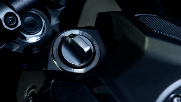 Le transpondeur Smart Key de la Yamaha MT-09 Y-AMT 2024 Yamaha MT-09 Y-AMT 2024 Transpondeur