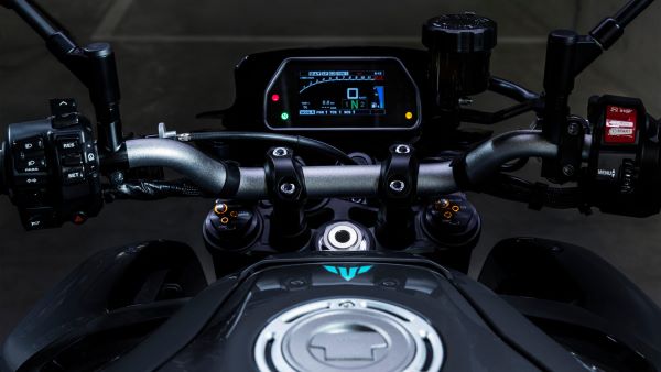 La centrale inertielle à six axes de la Yamaha MT-10 2024 Yamaha MT-10 2024 centrale inertielle