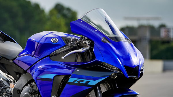 haut niveau de finission yamaha R1 2024