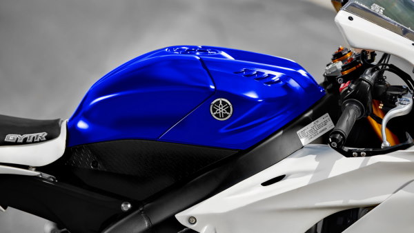 2024 Yamaha-R6 GYTR réservoir