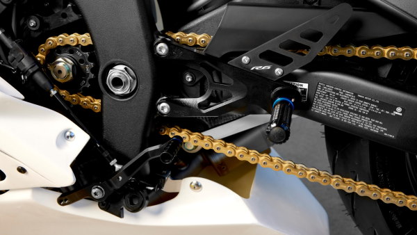 2024 Yamaha-R6 GYTR transmission