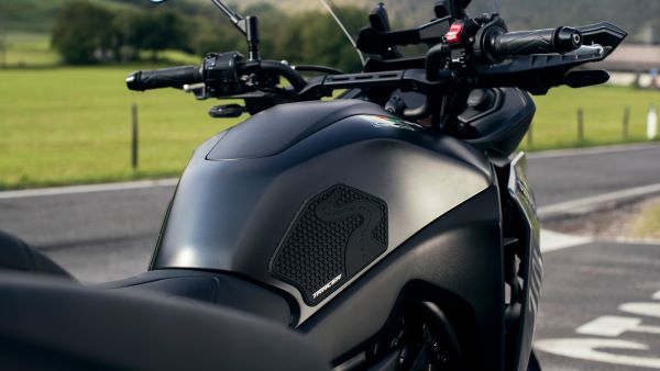 Autonomie du reservoir de la Yamaha Tracer 7GT 2024 Yamaha Tracer 7GT 2024 Autonomie longue distance