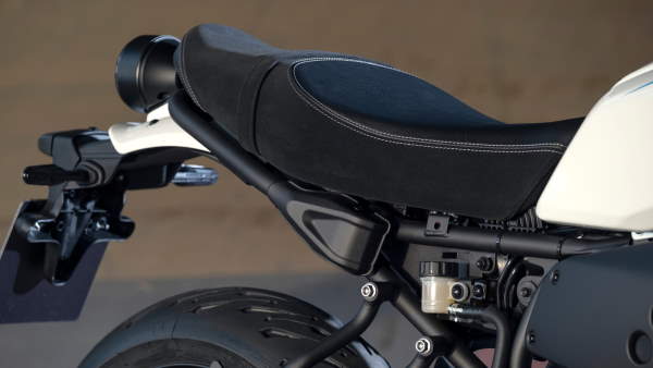 Cadre tubulaire élancé et léger de la Yamaha XSR 700 cadre tubulaire leger Moto Yamaha Custom XSR 700 2024