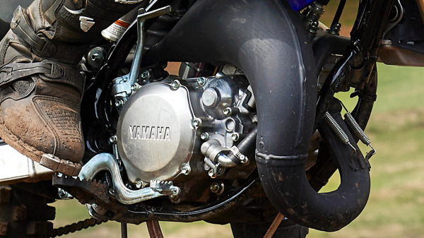 Moto cross Yamaha 85 YZ 2024 Moteur 85cc 2 temps