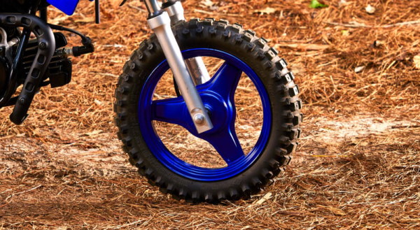 Yamaha Piwi 50 2025 Jantes solides en acier