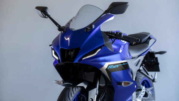 Yamaha 2025 R125 motifs Yamaha Racing dynamiques