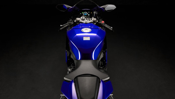Carénage aérodynamique de la Yamaha R9 2025 Yamaha R9 2025 carénage aérodynamique et agressif