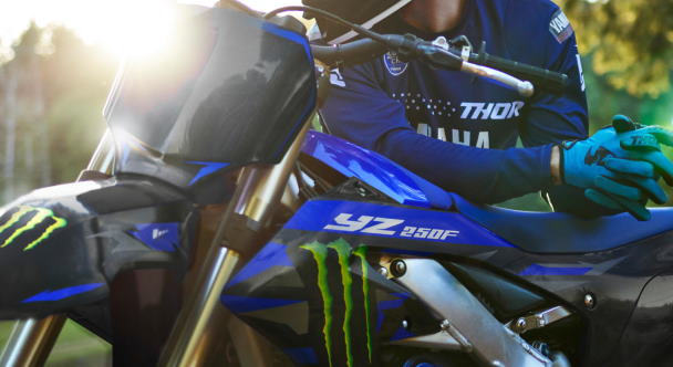 Moto cross Yamaha YZ250F Monster Energy 2025 Habillage Monster Energy