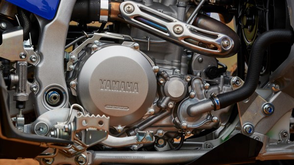 Quad Yamaha 2024 YFZ 450 embrayage assiste