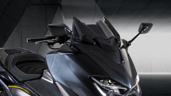 Yamaha TMAX 20th anniversary 2021 bulle électrique