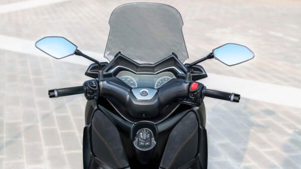 yamaha XMAX 125 Tech Max clé smart key