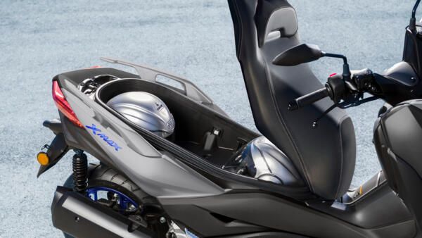 Yamaha XMAX 300 2021 coffre