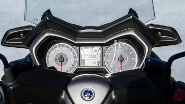 Yamaha XMAX 300 2021 tableau de bord