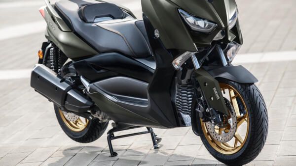 Yamaha XMAX 300 tech max 2021 ADN