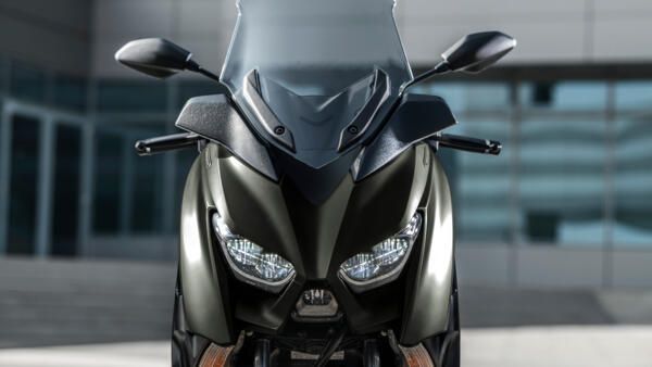 Yamaha XMAX 300 tech max 2021 phares