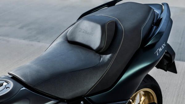 Yamaha TMAX tech max 2022 poignées